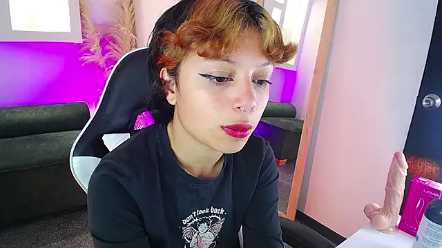 melodyy as online show from 04/01/26, 12:50