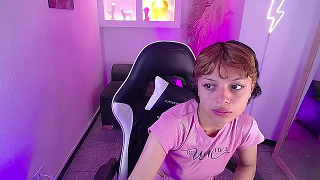 melodyy as online show from 02/07/26, 12:24