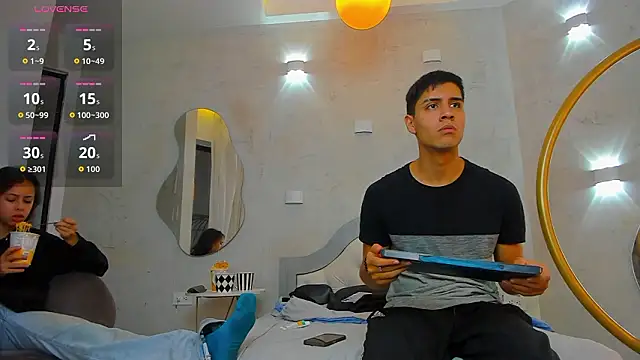 Snapshot of bastian_and_samantha chatting on 02/25/26, 06:46 bastian and samantha online show from 02/25/26, 06:46