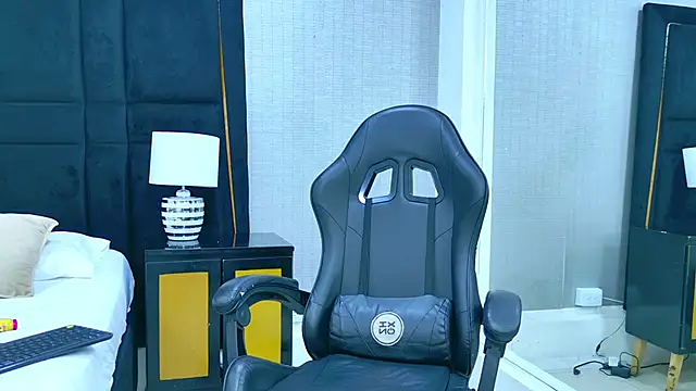 AshleyGingerr online show from 02/25/26, 09:14