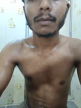 Snapshot of stylee_satheesh chatting on 07/01/26, 10:26 stylee satheesh online show from 07/01/26, 10:26