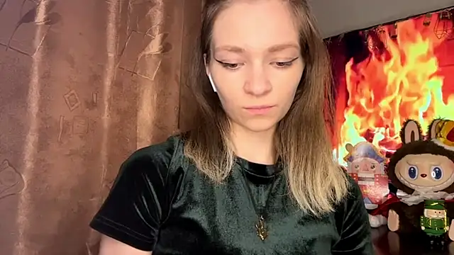 Ellyy ly online show from 01/13/26, 09:30