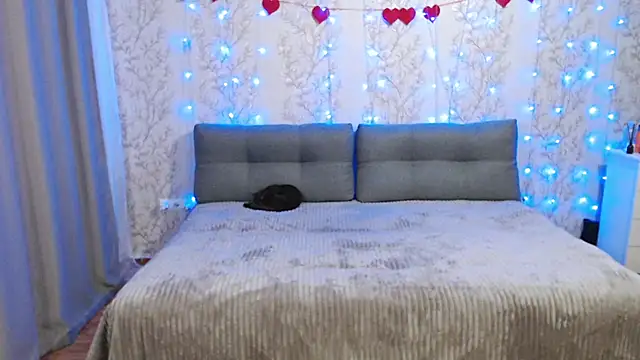 SnowWhite Lissa online show from 02/23/26, 04:29