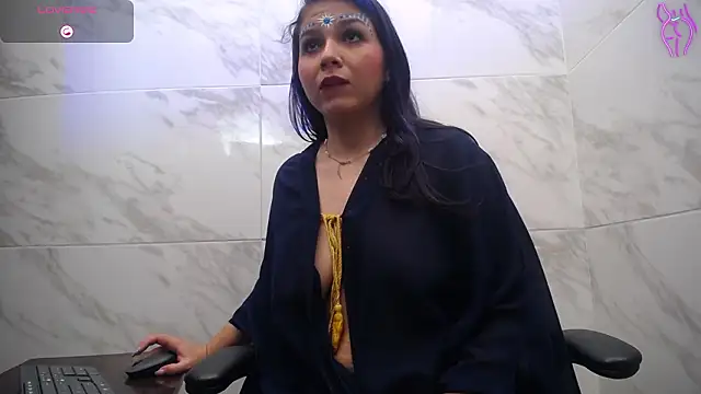 jasmine700141 online show from 02/06/26, 07:21