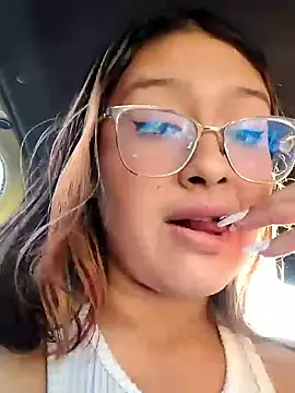 TatiJx Pink online show from 02/10/26, 12:04