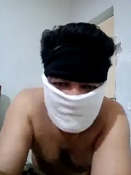 gujjuboysexy123 online show from 02/18/26, 11:17