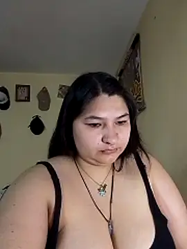 LauraHorny69 online show from 05/25/26, 09:13