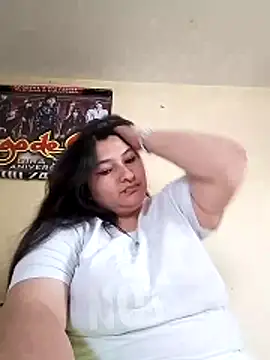LauraHorny69 online show from 06/15/26, 07:46