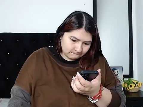 LauraHorny69 online show from 02/10/26, 12:59