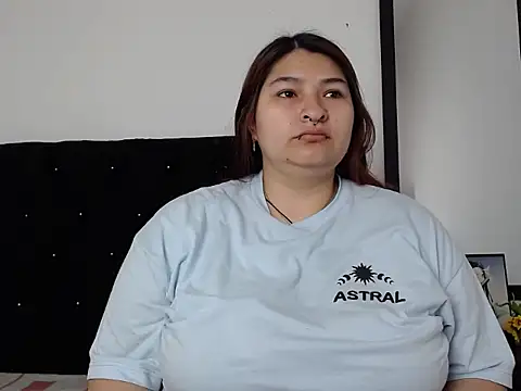 LauraHorny69 online show from 02/08/26, 01:31