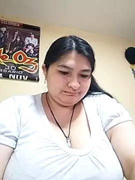 LauraHorny69 online show from 06/24/26, 07:22
