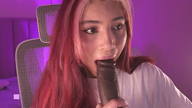 Dakota velvet  online show from 04/11/26, 11:58