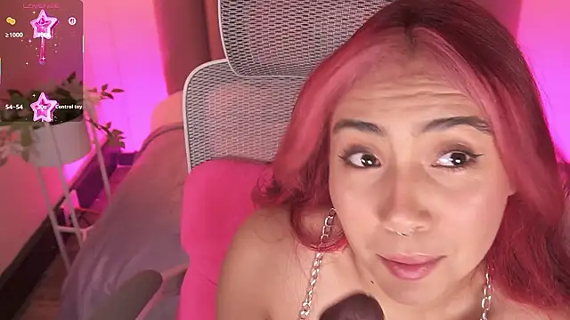 Dakota velvet  online show from 03/04/26, 12:24