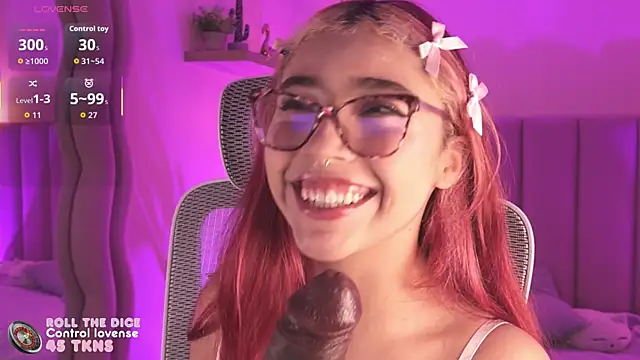 Dakota velvet  online show from 04/08/26, 12:17