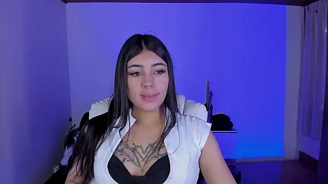 Snapshot of gabriella_live_ chatting on 02/13/26, 08:20 gabriella live online show from 02/13/26, 08:20