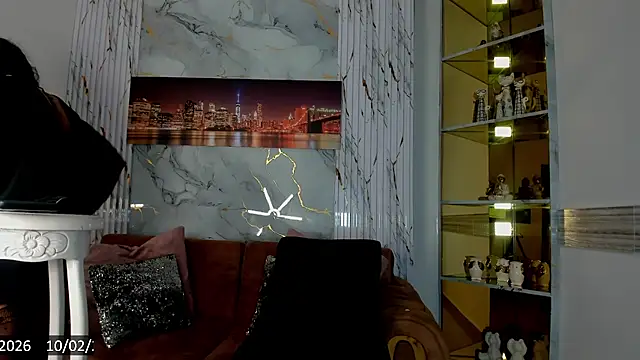 Swan Duchess online show from 02/10/26, 01:43