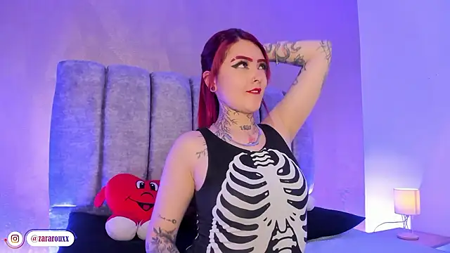 Snapshot of zara_rouxx chatting on 02/13/26, 07:58 zara rouxx online show from 02/13/26, 07:58