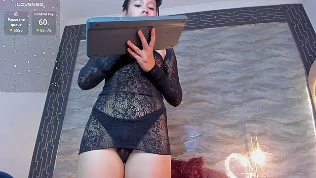 SHINYY STAR  online show from 04/09/26, 07:42