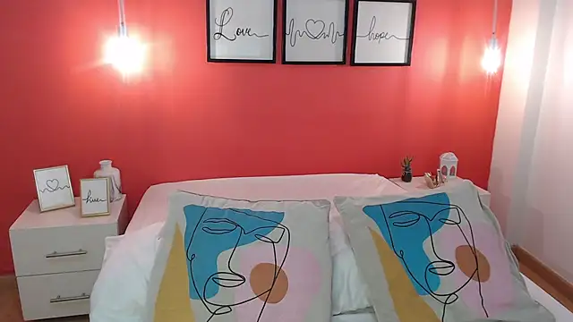 MaddyOwens 5 online show from 03/25/26, 12:37