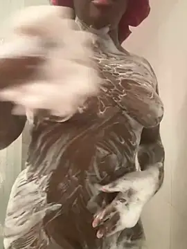 icelyne 2001 online show from 02/24/26, 05:08