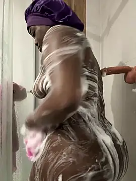 icelyne 2001 online show from 04/11/26, 12:07