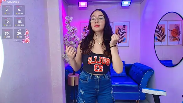 Veronica miiller online show from 04/17/26, 08:22