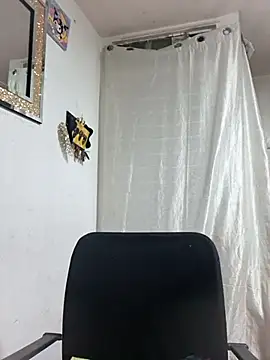 Scarlett Hot69 online show from 04/28/26, 07:46