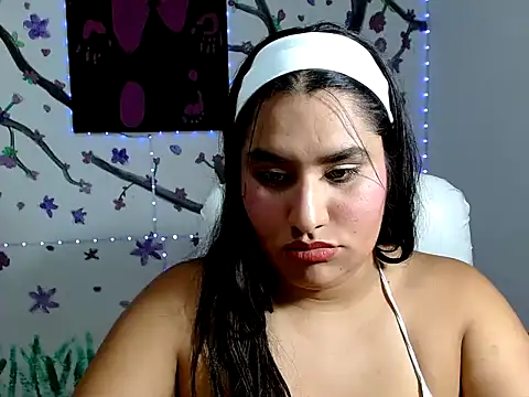 Im May  online show from 03/10/26, 09:41