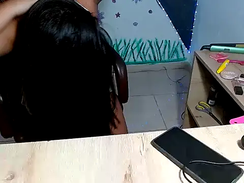 Im May  online show from 02/05/26, 04:25