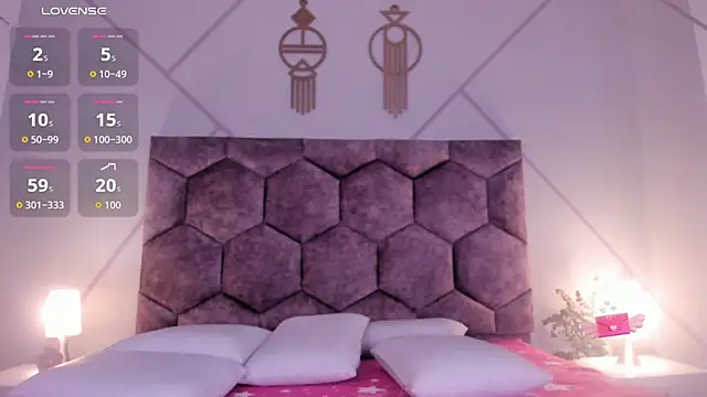 valeria becket online show from 04/23/26, 07:37