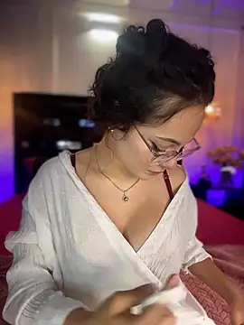 TeaseDollXXX online show from 03/03/26, 09:33