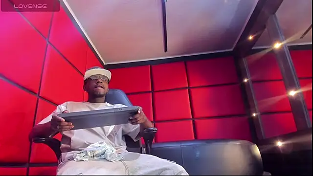 Snapshot of Jeff_Black99 chatting on 02/07/26, 09:23 Jeff Black99 online show from 02/07/26, 09:23