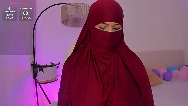  Amirah online show from 04/13/26, 06:56