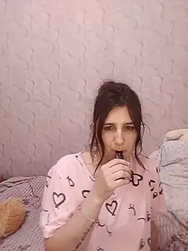 Snapshot of Koshova1836 chatting on 06/05/26, 10:15 Koshova1836 online show from 06/05/26, 10:15