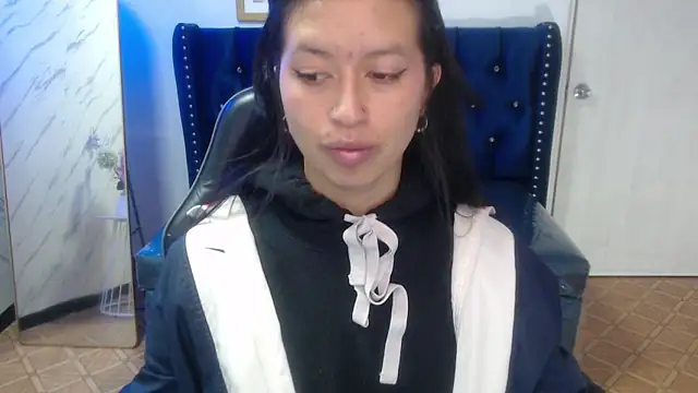 Snapshot of Candy_Rose_v chatting on 03/02/26, 01:07 Candy Rose v online show from 03/02/26, 01:07