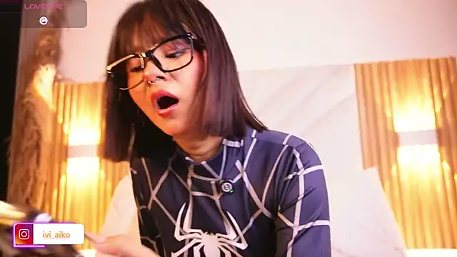 Ivi Aiko online show from 05/03/26, 12:05