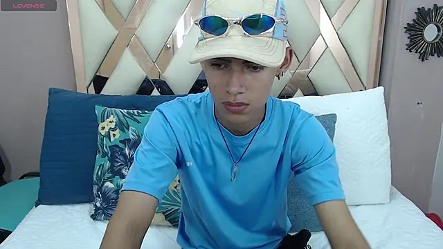 Snapshot of Astaroth_Grigori chatting on 02/27/26, 07:24 Astaroth Grigori online show from 02/27/26, 07:24