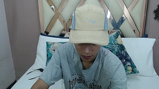 Snapshot of Astaroth_Grigori chatting on 02/20/26, 07:38 Astaroth Grigori online show from 02/20/26, 07:38