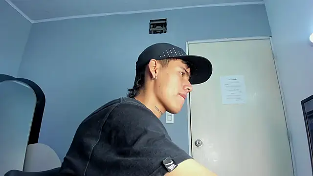 Snapshot of Astaroth_Grigori chatting on 01/18/26, 01:58 Astaroth Grigori online show from 01/18/26, 01:58