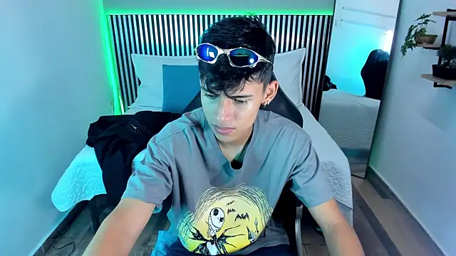 Snapshot of Astaroth_Grigori chatting on 02/16/26, 06:17 Astaroth Grigori online show from 02/16/26, 06:17