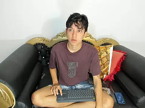 Snapshot of jisus_catt chatting on 01/18/26, 11:19 jisus catt online show from 01/18/26, 11:19