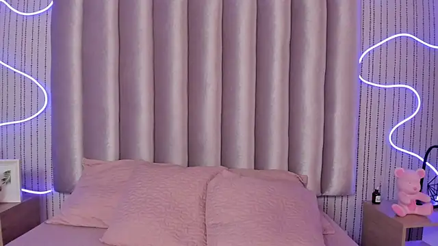 SAMMYLEWISMD online show from 04/01/26, 03:19