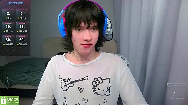 LeonBoykisser online show from 05/26/26, 02:04