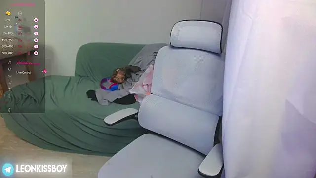 LeonBoykisser online show from 04/05/26, 09:10