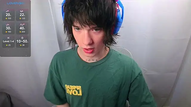 LeonBoykisser online show from 05/01/26, 10:53