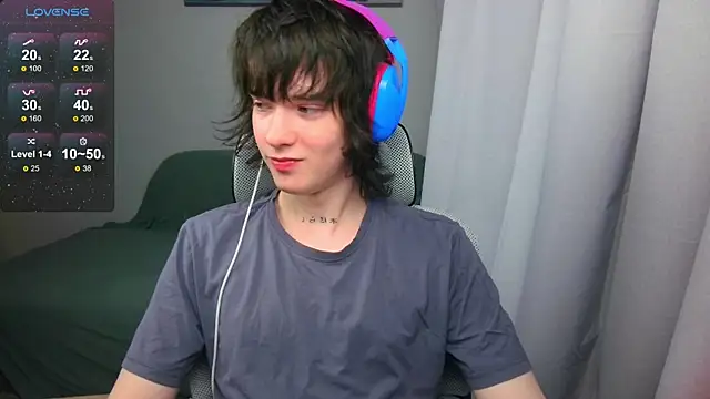 LeonBoykisser online show from 05/08/26, 05:39