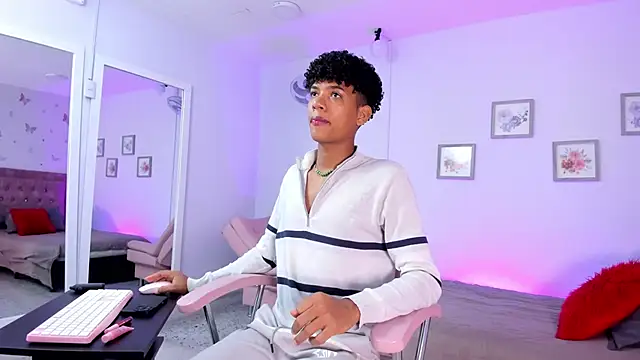 Jack Rusel online show from 04/02/26, 03:35