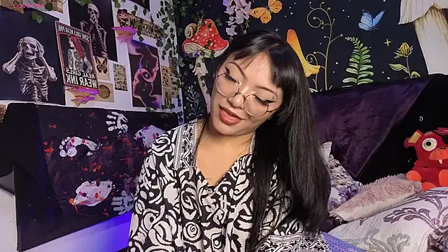 victoriia thompson online show from 03/22/26, 09:05