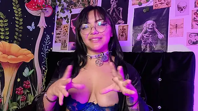 victoriia thompson online show from 02/25/26, 09:14