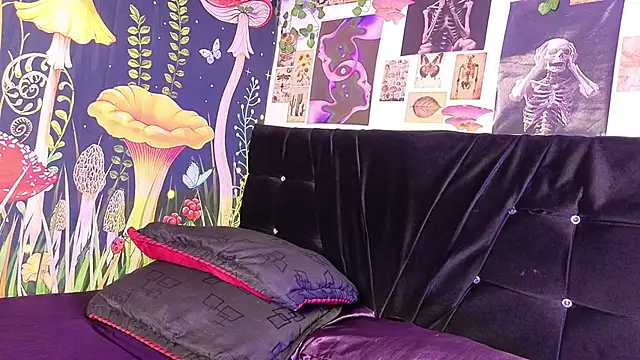 victoriia thompson online show from 03/08/26, 08:45